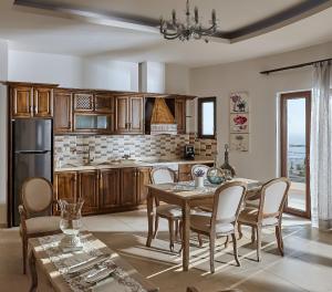Kuchyňa alebo kuchynka v ubytovaní Orelia Cretan Deluxe Apartments