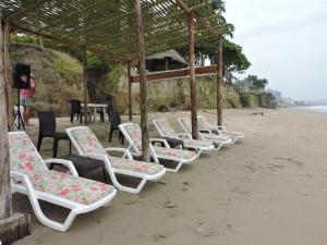 A beach at or near a szállodákat