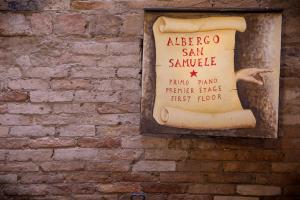 Foto dalla galleria di Hotel San Samuele a Venezia