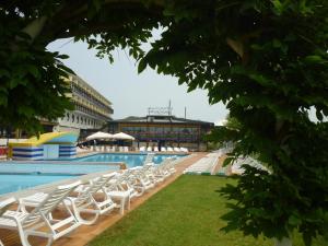 Bazén v ubytování Hotel Marina Uno nebo v jeho okolí