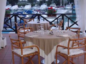 Restaurace v ubytování Hotel Marina Uno