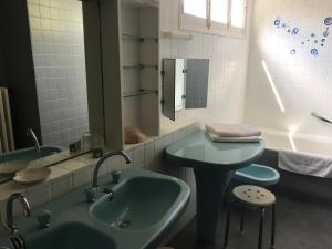 Ванная комната в La Verte Campagne - 50660 Trelly