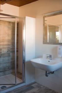 Kúpeľňa v ubytovaní Sleep'n go Hotel + 28 fotografií