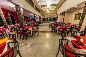 Restaurace v ubytování Menzeh Zalagh City Center