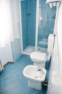 A bathroom at Casa Vacanze Centro Fiere
