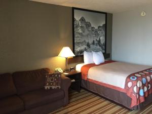 Ảnh trong thư viện ảnh của Super 8 by Wyndham Redfield ở Redfield +23 ảnh