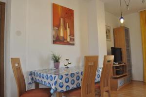 Gallery image of Apartments Zecevic in Vrh