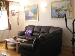 Posedenie v ubytovaní Apartmani Jole