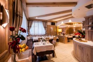 Χώρος καθιστικού στο Hotel Collini