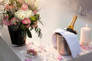 Nápoje v ubytování Hotel Lumen Paris Louvre + 47 fotografií