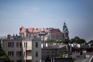 Výhľad na mesto Krakov alebo výhľad na mesto priamo z apartmánového hotela