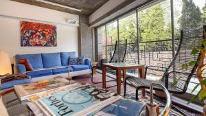 Posezení v ubytování Numi Hotel