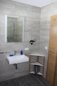 Koupelna v ubytování Haus Bichali