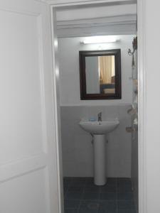 Ванная комната в Sokratis Apartments