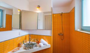 A bathroom at Villa Patmos Netia