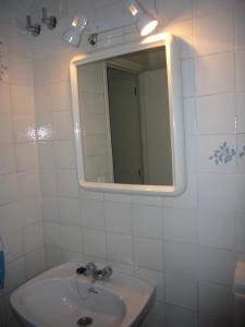 A bathroom at Ocean 3 - Fincas Arena