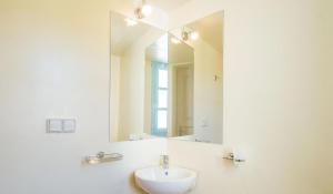 A bathroom at Villa Patmos Netia