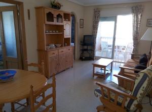 Posedenie v ubytovaní Apartamentos Arenales Del Sol III