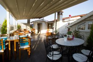 Een restaurant of ander eetgelegenheid bij Lodos Butik Hotel