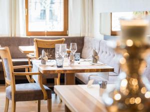 Posezení v ubytování Hotel Alpenrose