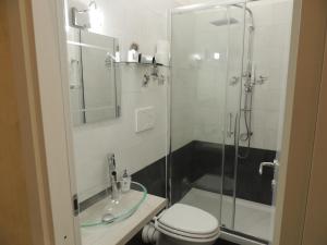 A bathroom at Double B Ferruccio I