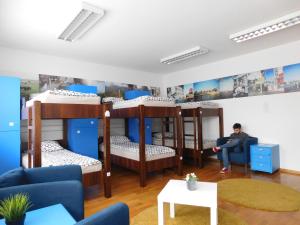 Uma área de estar em Hostel Bureau