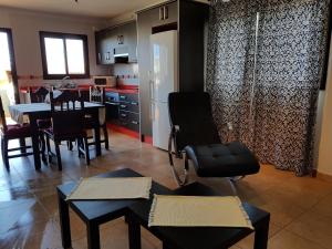 Kuchyňa alebo kuchynka v ubytovaní Vivienda Vacacional Monteprimero 2