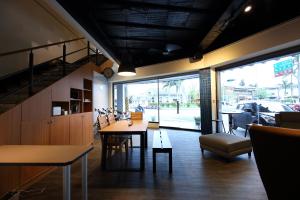 Ruang duduk di View Hostel