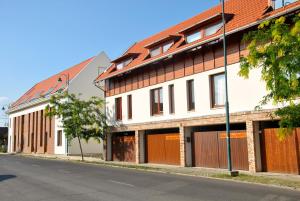 Galeriebild der Unterkunft Gyula Vár Panoráma Apartman in Gyula