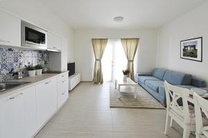 Kuchyň nebo kuchyňský kout v ubytování Apartmany Dolni Dunajovice