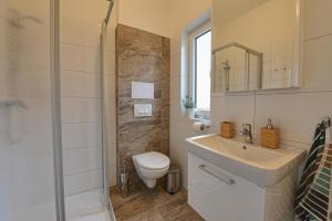 Koupelna v ubytování Apartmany Dolni Dunajovice + 27 fotografií