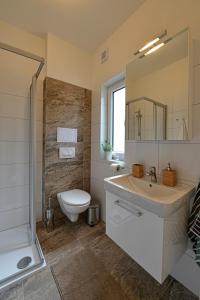 Koupelna v ubytování Apartmany Dolni Dunajovice