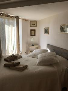 Gallery image of H&ocirc;tel Particulier des Lumi&egrave;res in Moustiers-Sainte-Marie