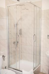 Kúpeľňa v ubytovaní Hotel Eden + 37 fotografií