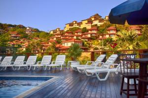 Bazén v ubytování Coronado Inn Hotel nebo v jeho okolí