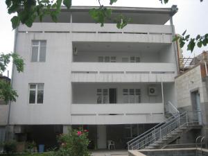 Budova, kde se penzion – hostinec nachází