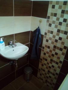 Phòng tắm tại Kaland vendégház