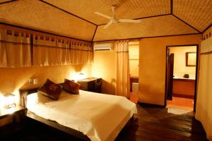 Postel nebo postele na pokoji v ubytování Relax Bay Resort