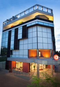 El edificio en el que está el hotel