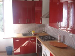 A kitchen or kitchenette at Sansone