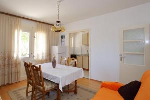 Kuchyň nebo kuchyňský kout v ubytování Apartment Josip