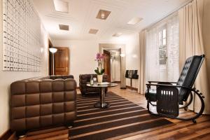 O zonă de relaxare la Widder Hotel - Zurichs Luxury Hideaway