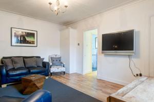 Gallery image of Fishermans flat - River view holiday home in Dundee