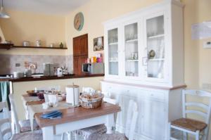 Kuchyň nebo kuchyňský kout v ubytování Bed and Breakfast Nonna Loreta