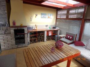 Kuchyň nebo kuchyňský kout v ubytování Apartman JaS