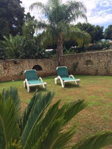 A garden outside Villa Scalea