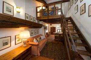 A seating area at B&B Il Quadrifoglio