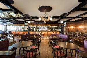 Restaurace v ubytování Elite Hotel Academia