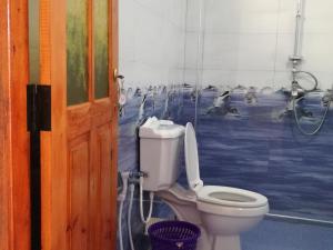 Bilik mandi di Pearl View Guesthouse