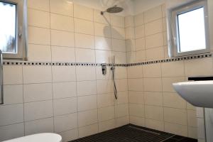 Bilik mandi di Dieken's Huus +17 gambar